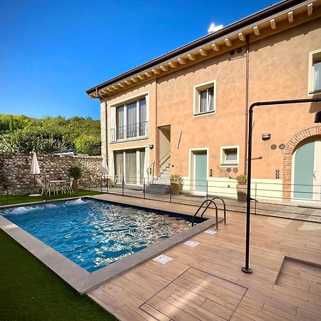 Villa Fontanelle Gardapartments Polpenazze del Garda Luaran gambar