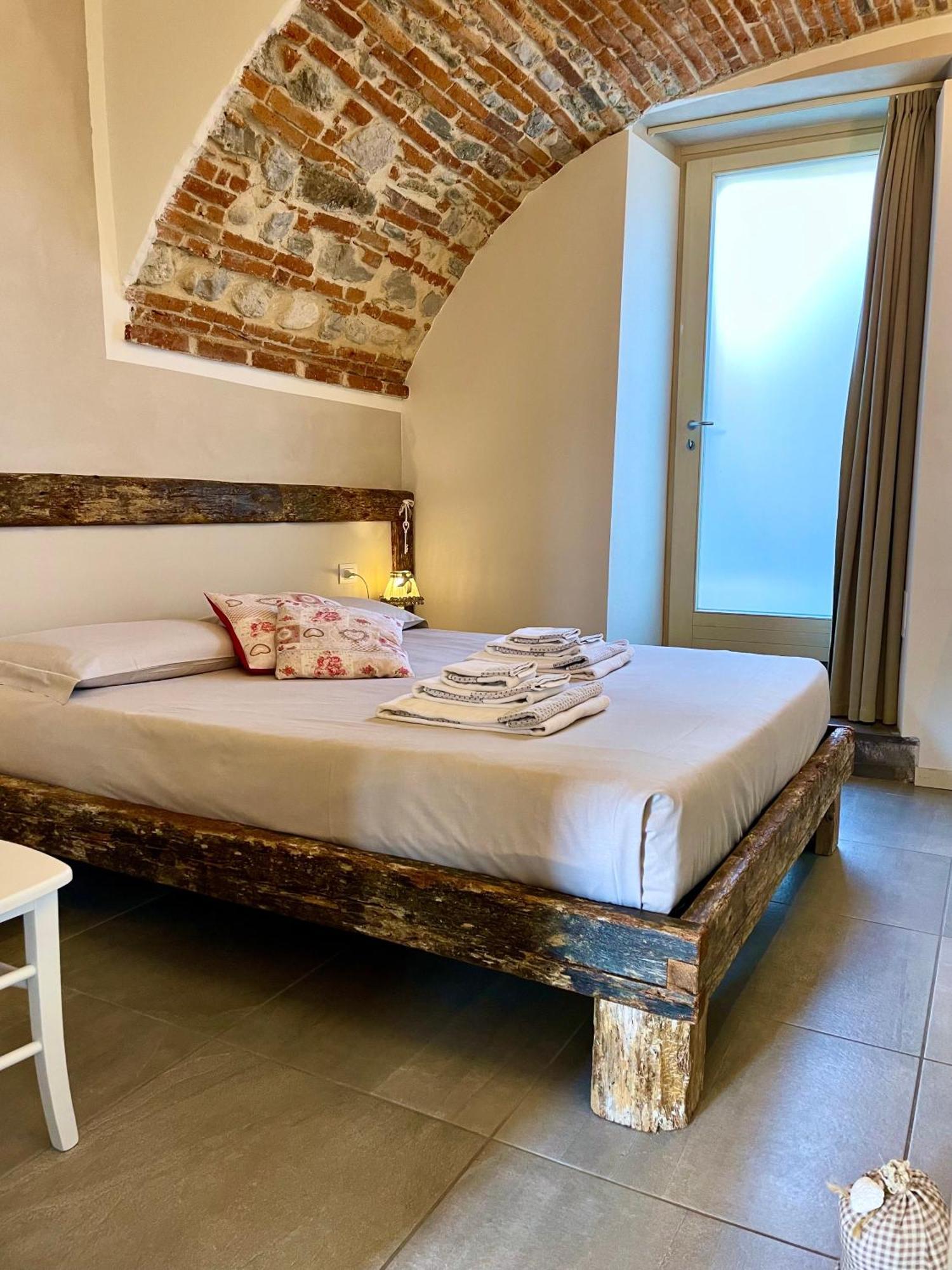 Villa Fontanelle Gardapartments Polpenazze del Garda Luaran gambar