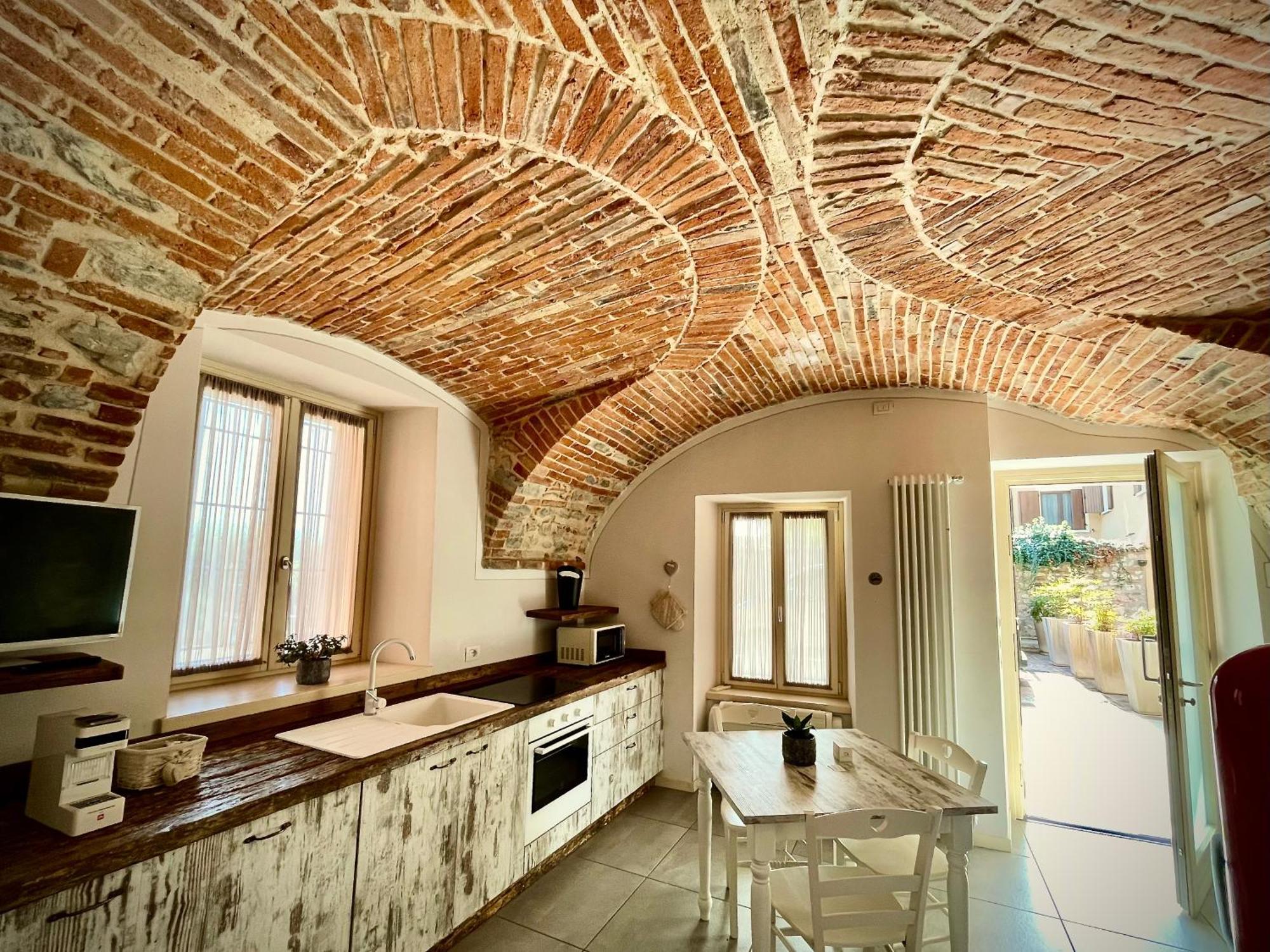 Villa Fontanelle Gardapartments Polpenazze del Garda Luaran gambar