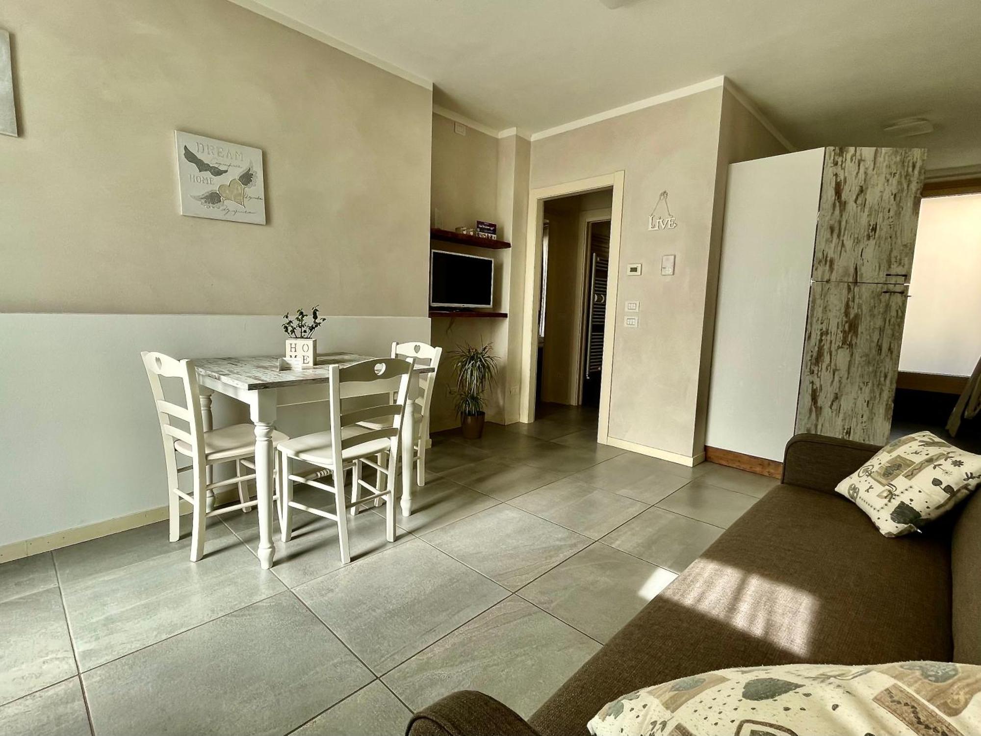 Villa Fontanelle Gardapartments Polpenazze del Garda Luaran gambar