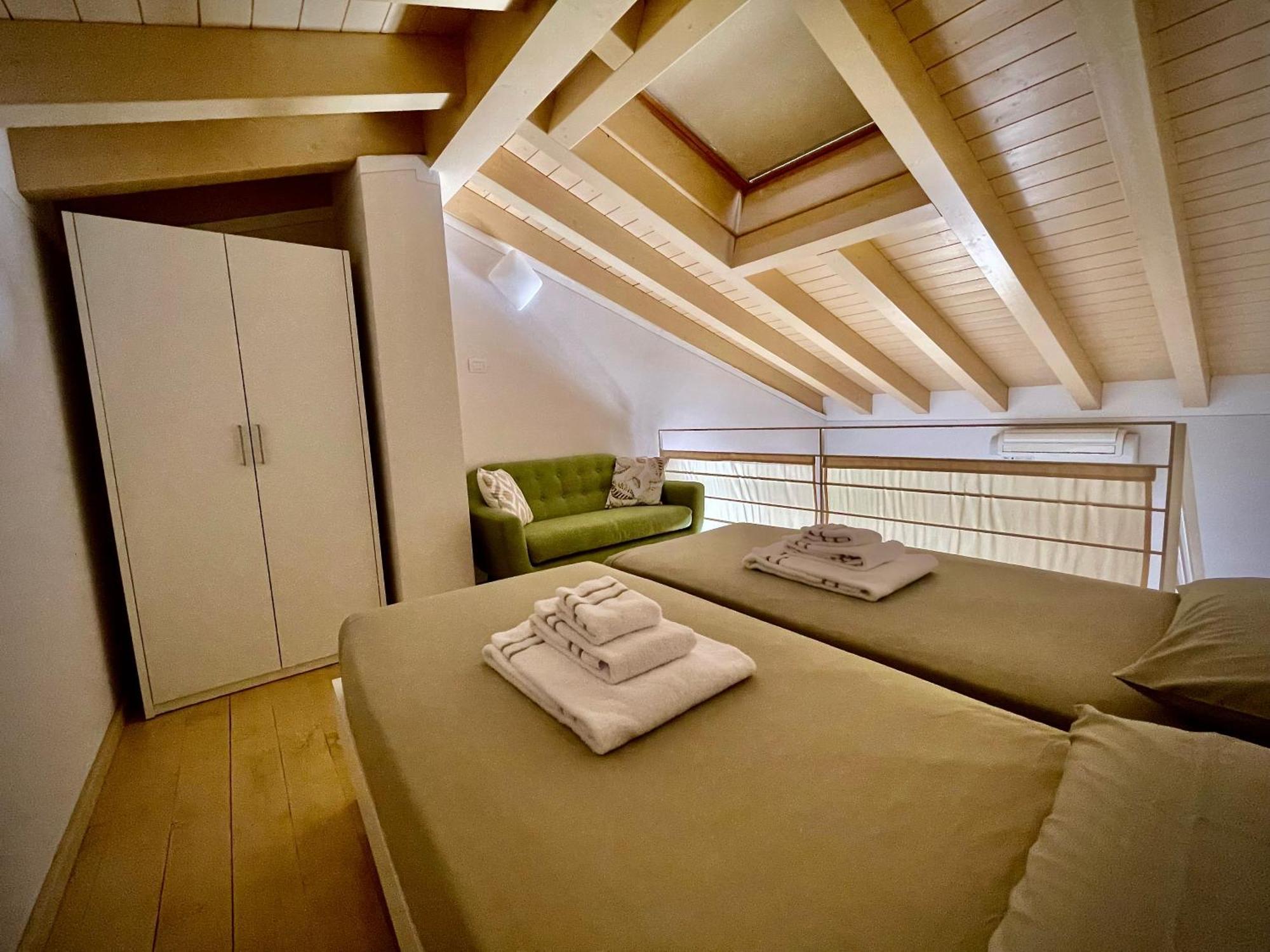 Villa Fontanelle Gardapartments Polpenazze del Garda Luaran gambar