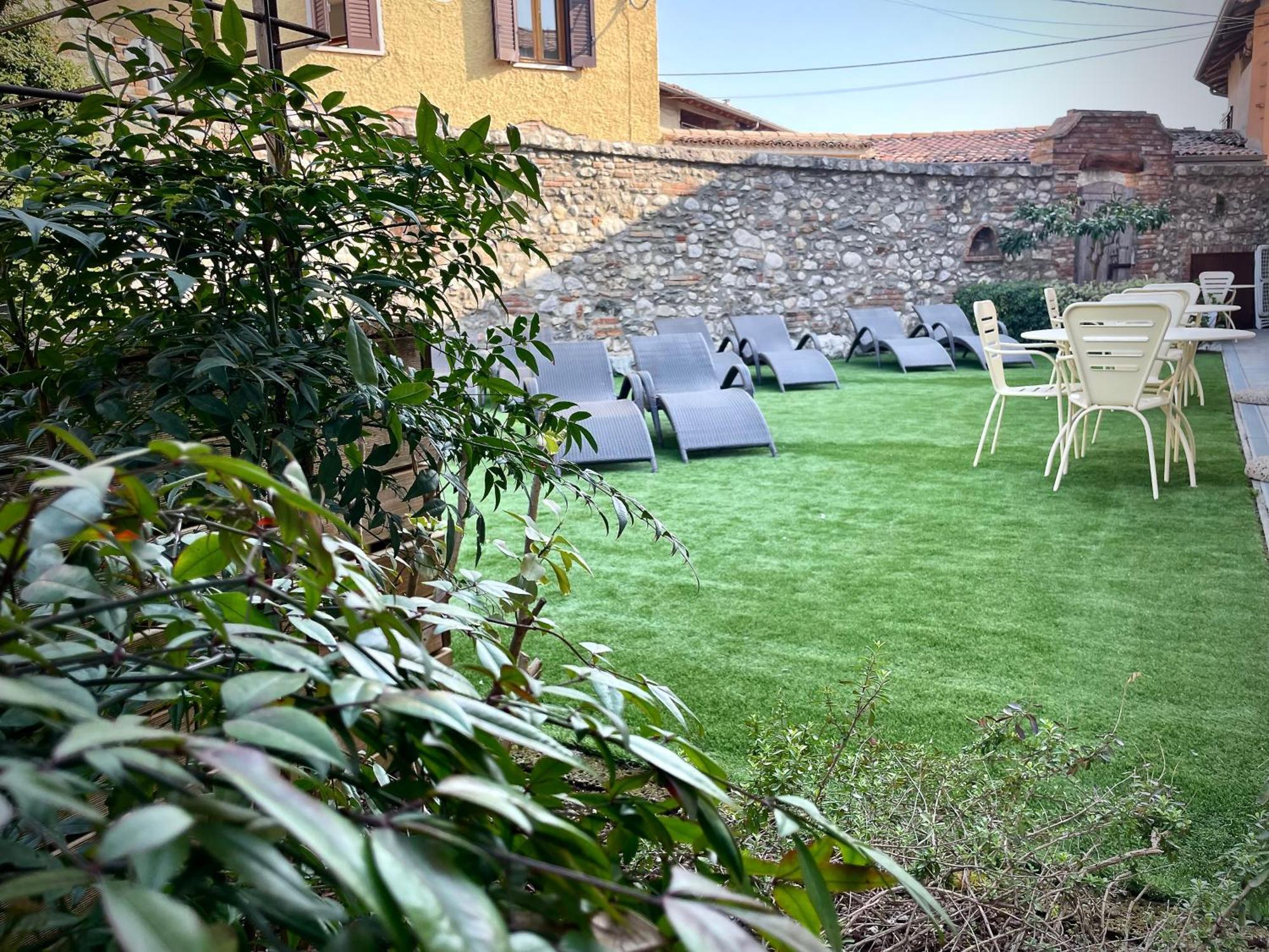 Villa Fontanelle Gardapartments Polpenazze del Garda Luaran gambar