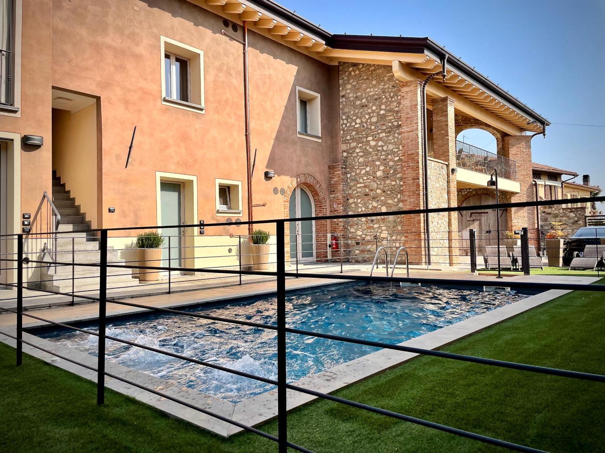 Villa Fontanelle Gardapartments Polpenazze del Garda Luaran gambar